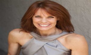 Alex Cohen- Bio, Age, Height, Net Worth, Husband, Marriage