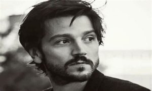 Diego Luna Net Worth (2022) Biography, Family, & More