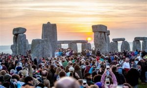 Summer solstice 2023 celebrations at Stonehenge – in pictures | UK news